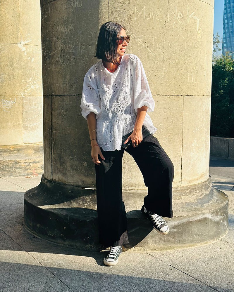 Long elegant women's black pants